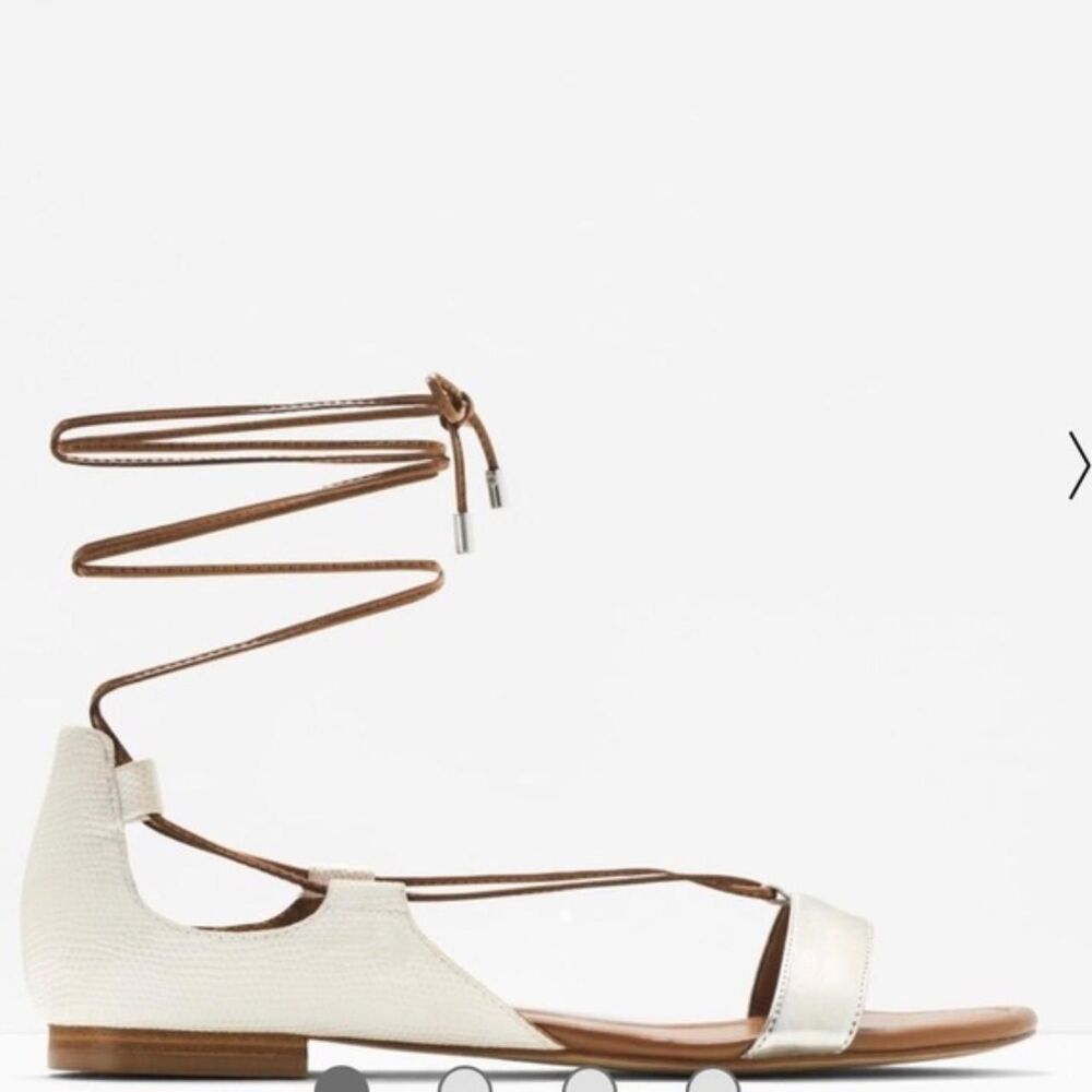White-house-black-market Women's White and Silver Sandals